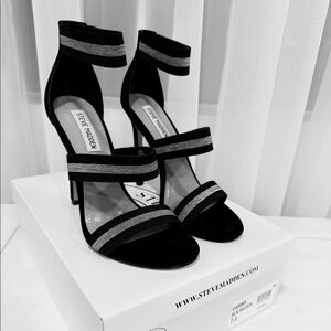 Steve Madden heels